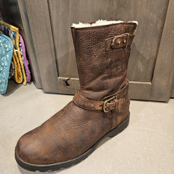 Ugg Brown Leather Moto Boots. Size 7. - Picture 12 of 14